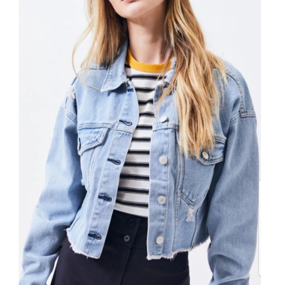 🆕️ PacSun Blue Frayed Hem Cropped Trucker Jacket